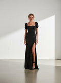 Vestido Crepe Mangas Aglobadas - Negro
