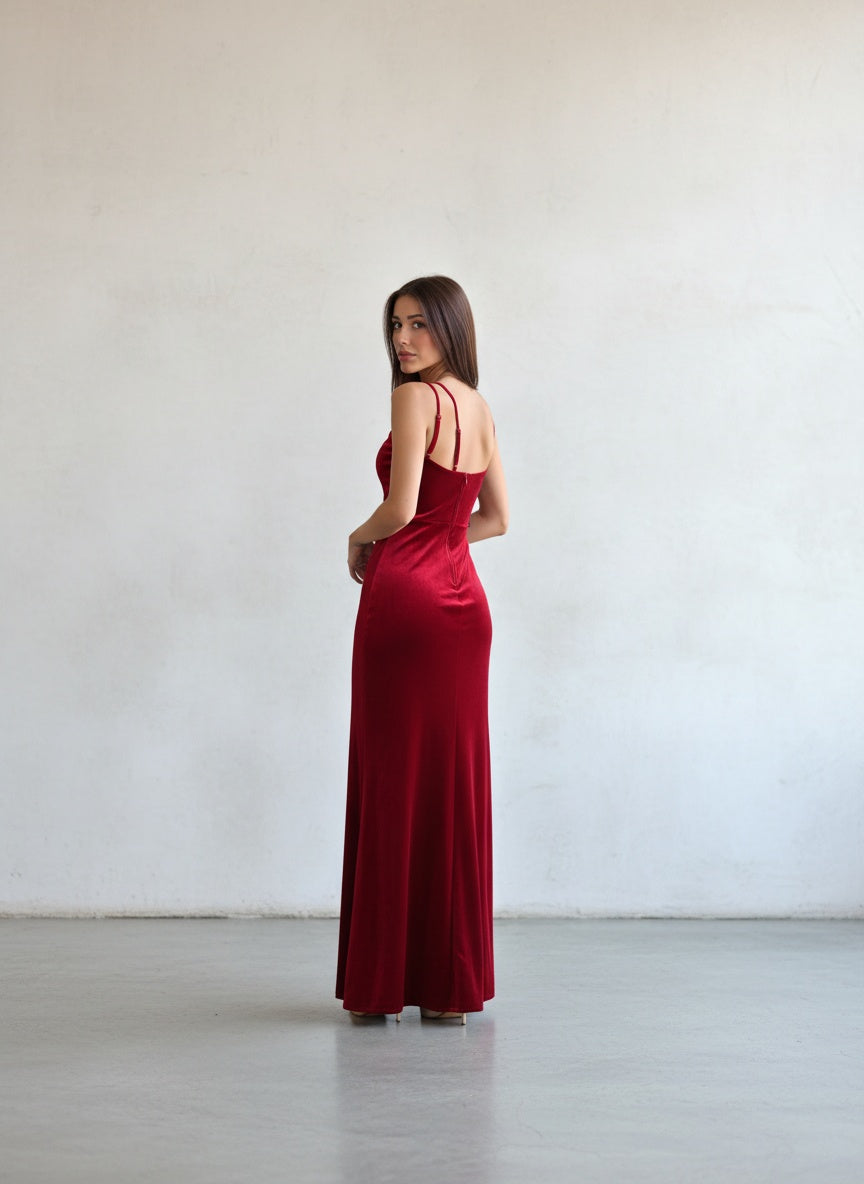 Vestido Asimetrico - Rojo Terciopelo