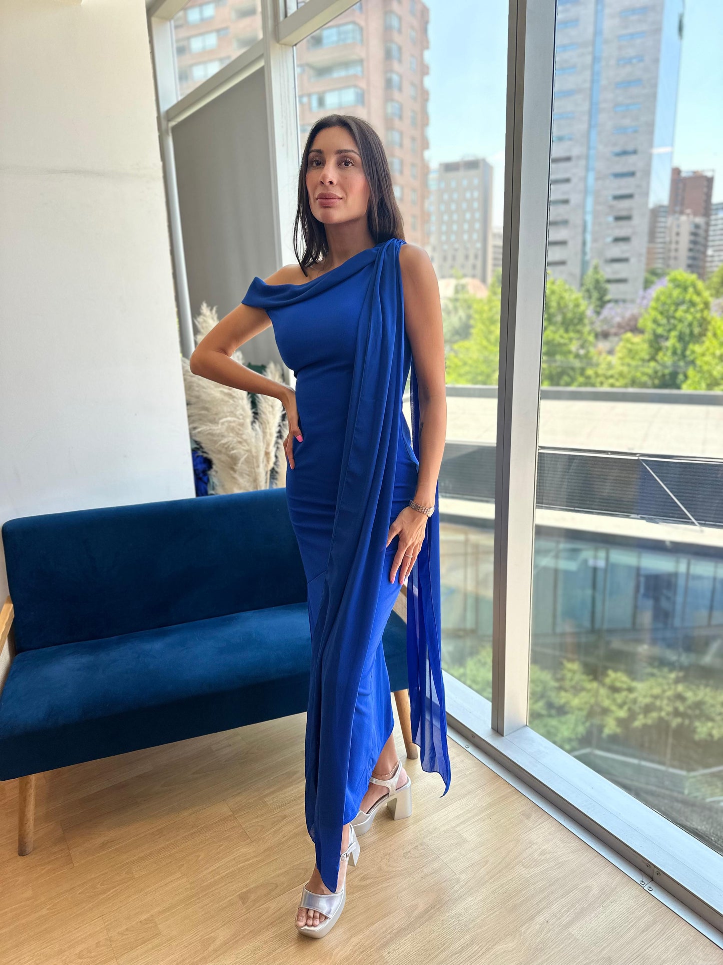 Vestido Azul Rey Escote Bote