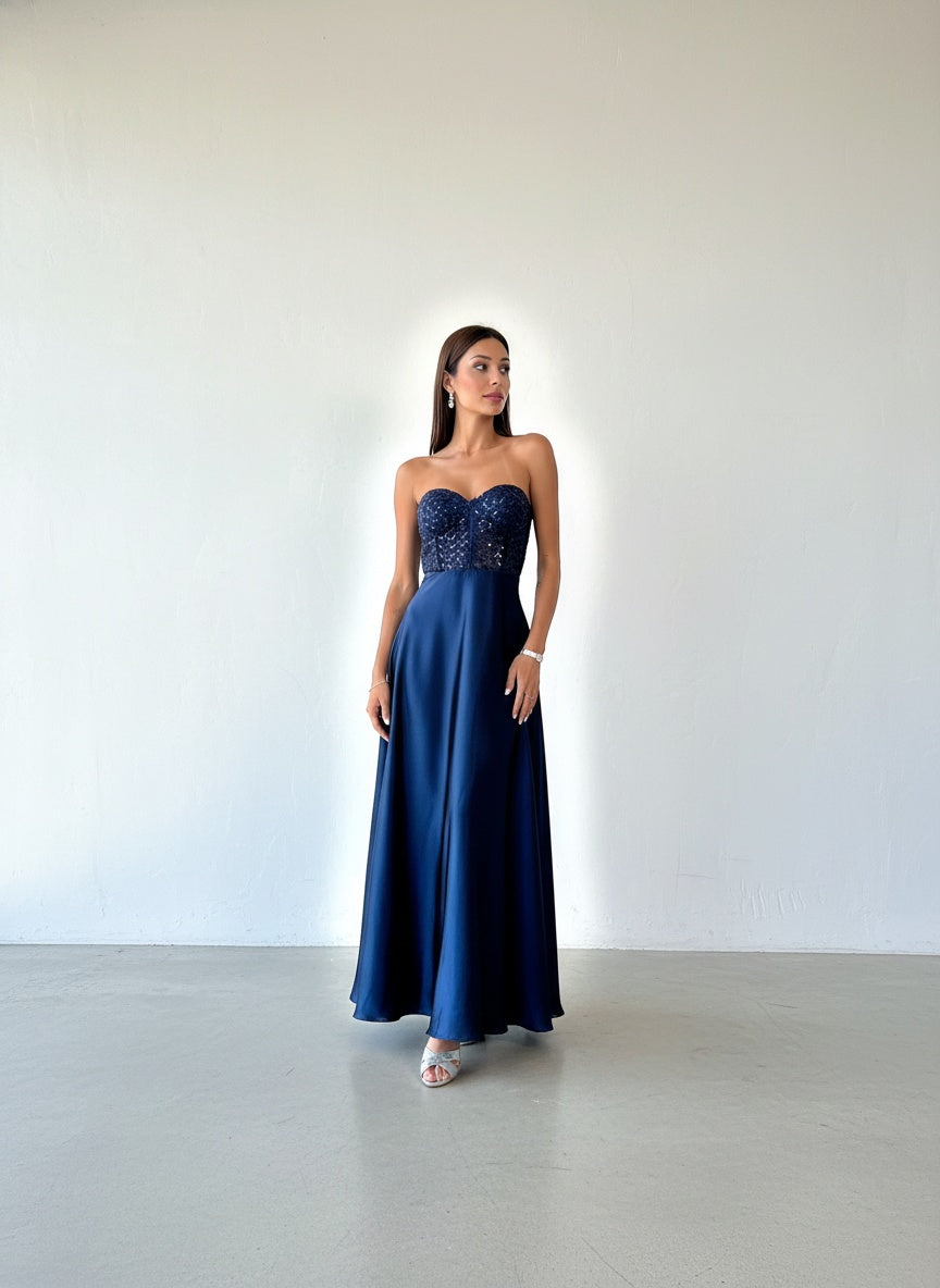 Vestido Corset Azul Marino con Falda Satinada
