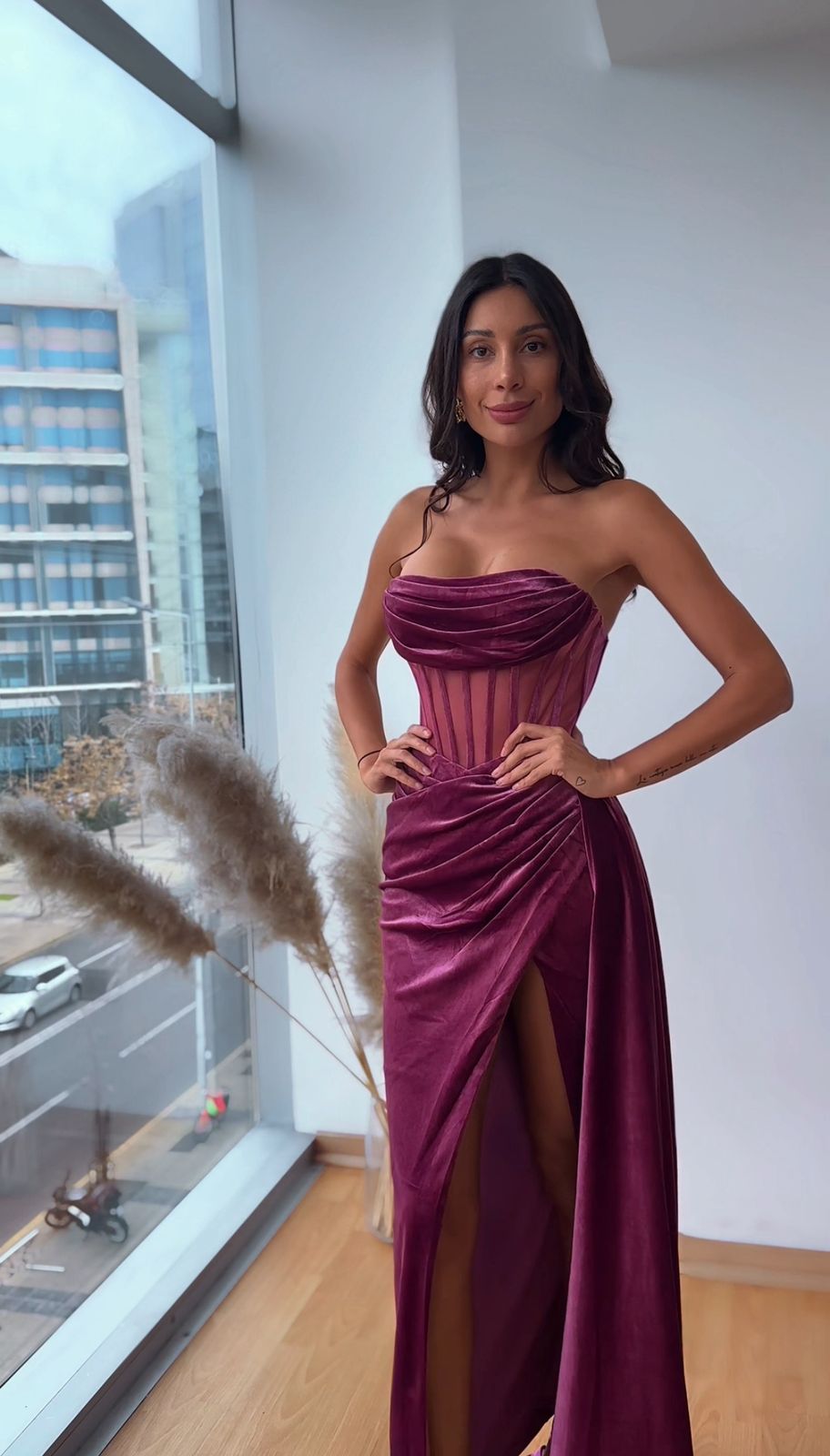 Vestido Terciopelo strapless - berenjena