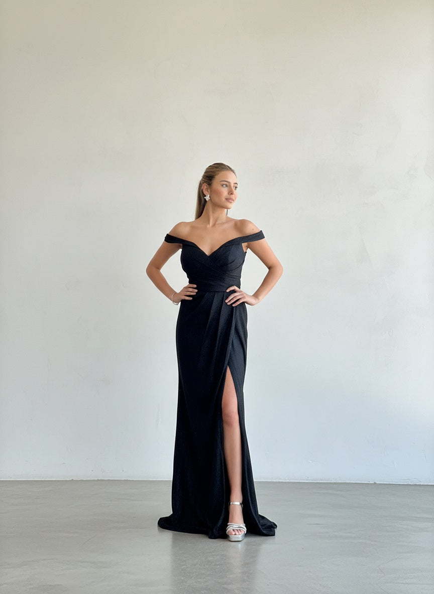 Vestido Brillos Escote Bote - Negro