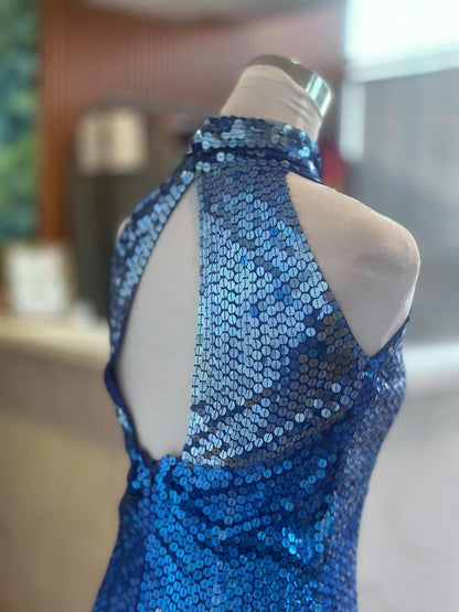 Vestido Corto Halter con Lentejuelas