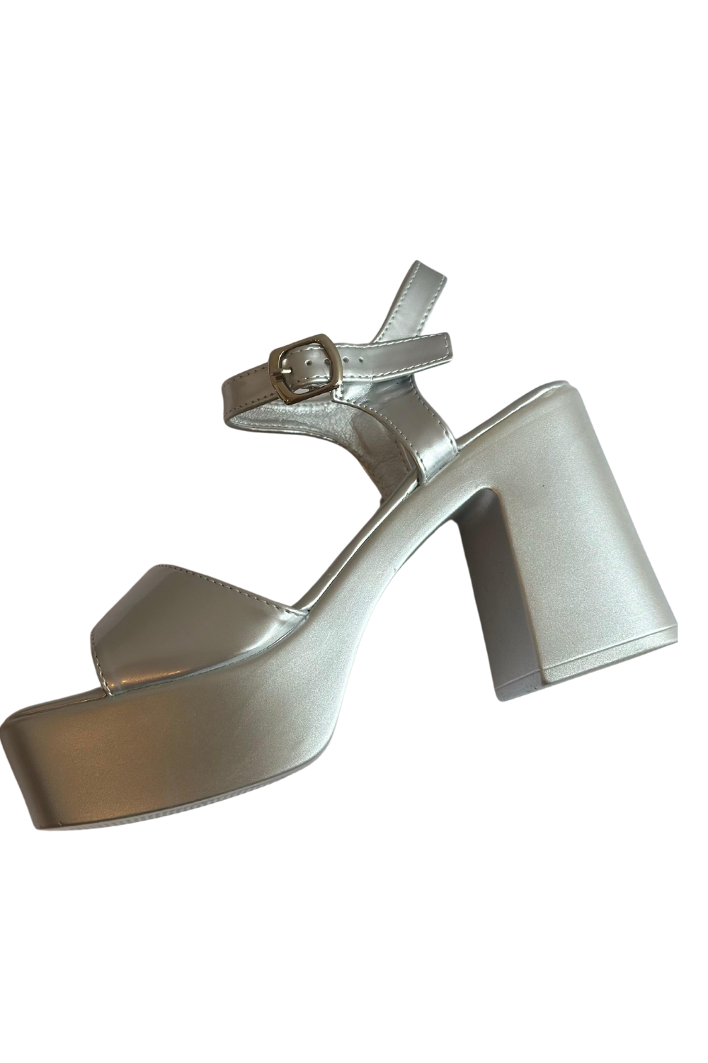 Zapatos plateados metalizados con taco de 10 cm, plataforma delantera y diseño ultra ligero para fiestas.